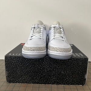 Air Jordan Spizike Low ‘White Neutral Grey’